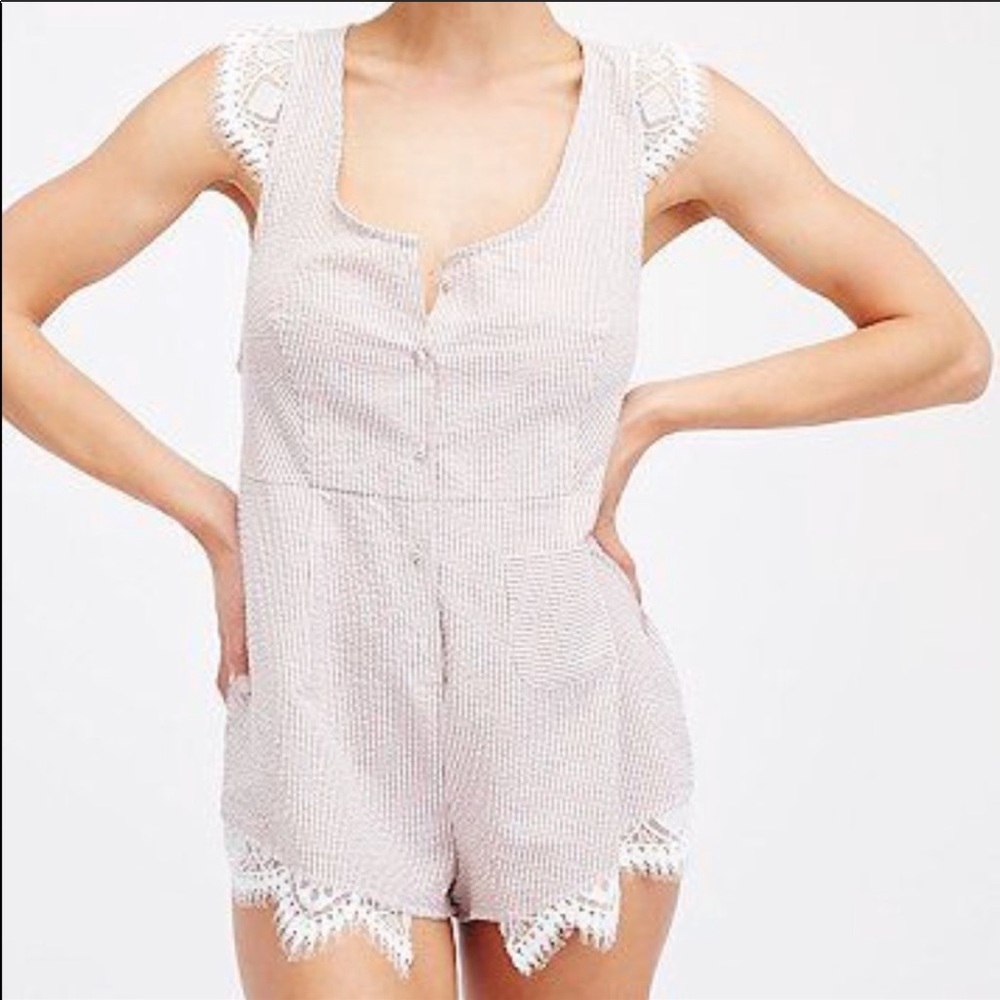For Love and Lemons Emmy  Romper Size Medium